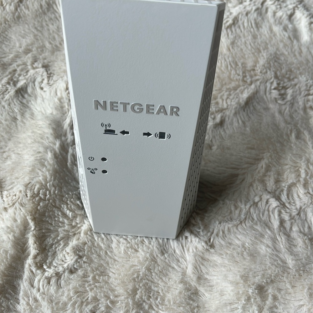 NETGEAR Nighthawk X4 AC2200 Dual-Band Wi-Fi Mesh Extender